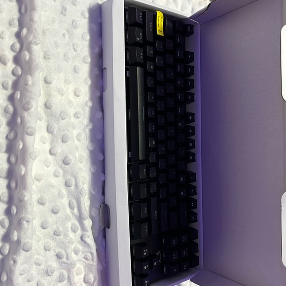 Keyboard - Picture 1 of 1
